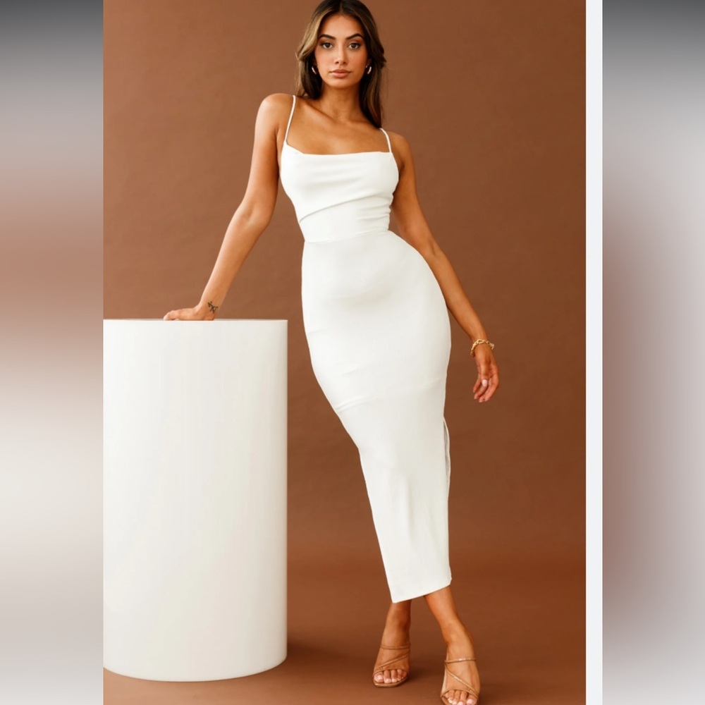 Selfie Leslie White ribbed Midi Dress